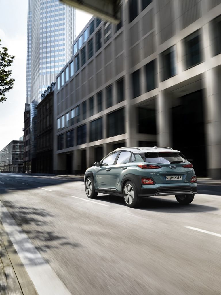 hyundai_kona_electrico_0218_005 thumbnail thumbnail