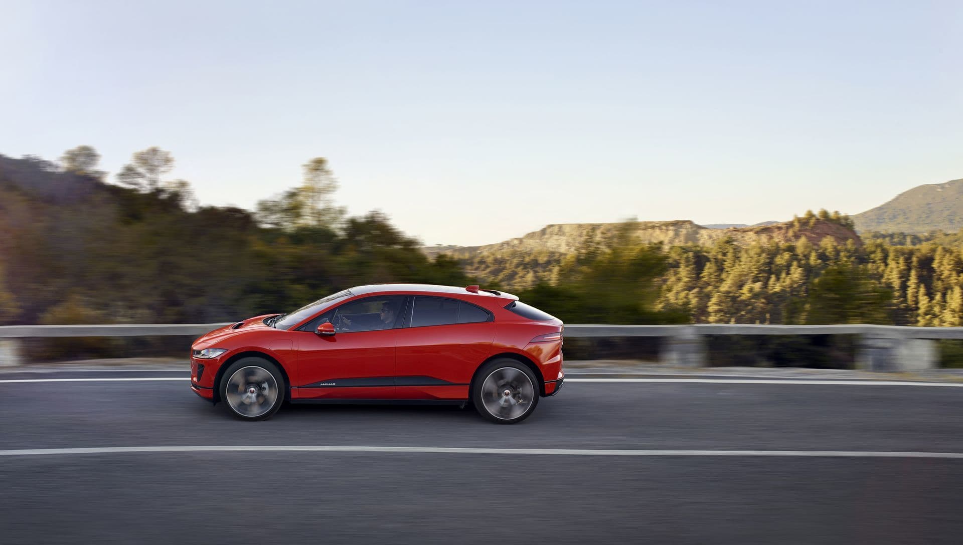 jaguar_i_pace_2018_48.jpg