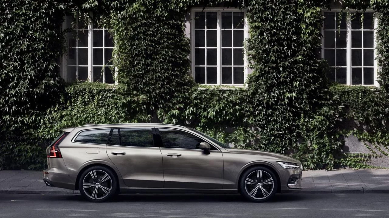 1187786 223586 New Volvo V60 Exterior