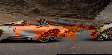 Bmw I8 Roadster 0418 01