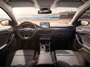 Ford 2018 Focus Active 11