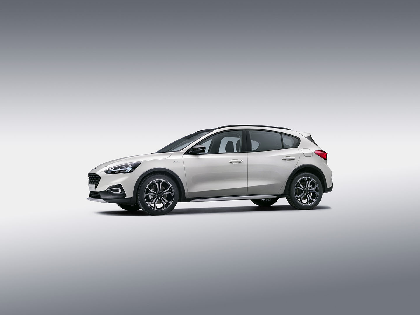 Ford Focus Active 2018 102