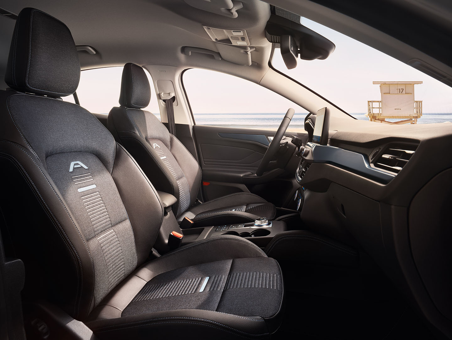 Ford Focus Active 2018 11