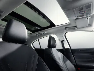 Ford Focus Vignale 2018 37