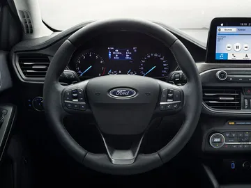Ford Focus Vignale 2018 42