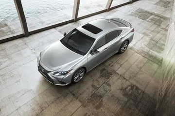 Lexus Es 2018 11