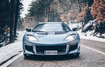 Lotus Evora 12