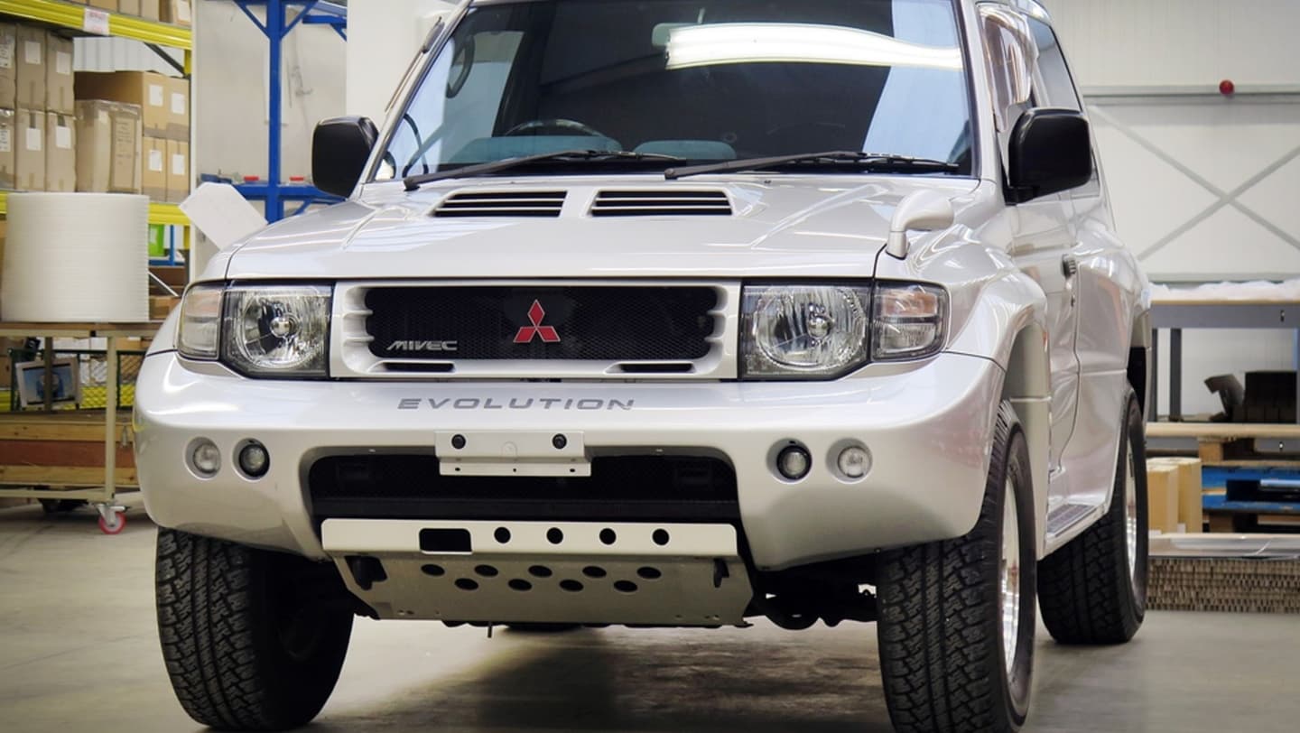 Mitsubishi Pajero Evolution 0318 007