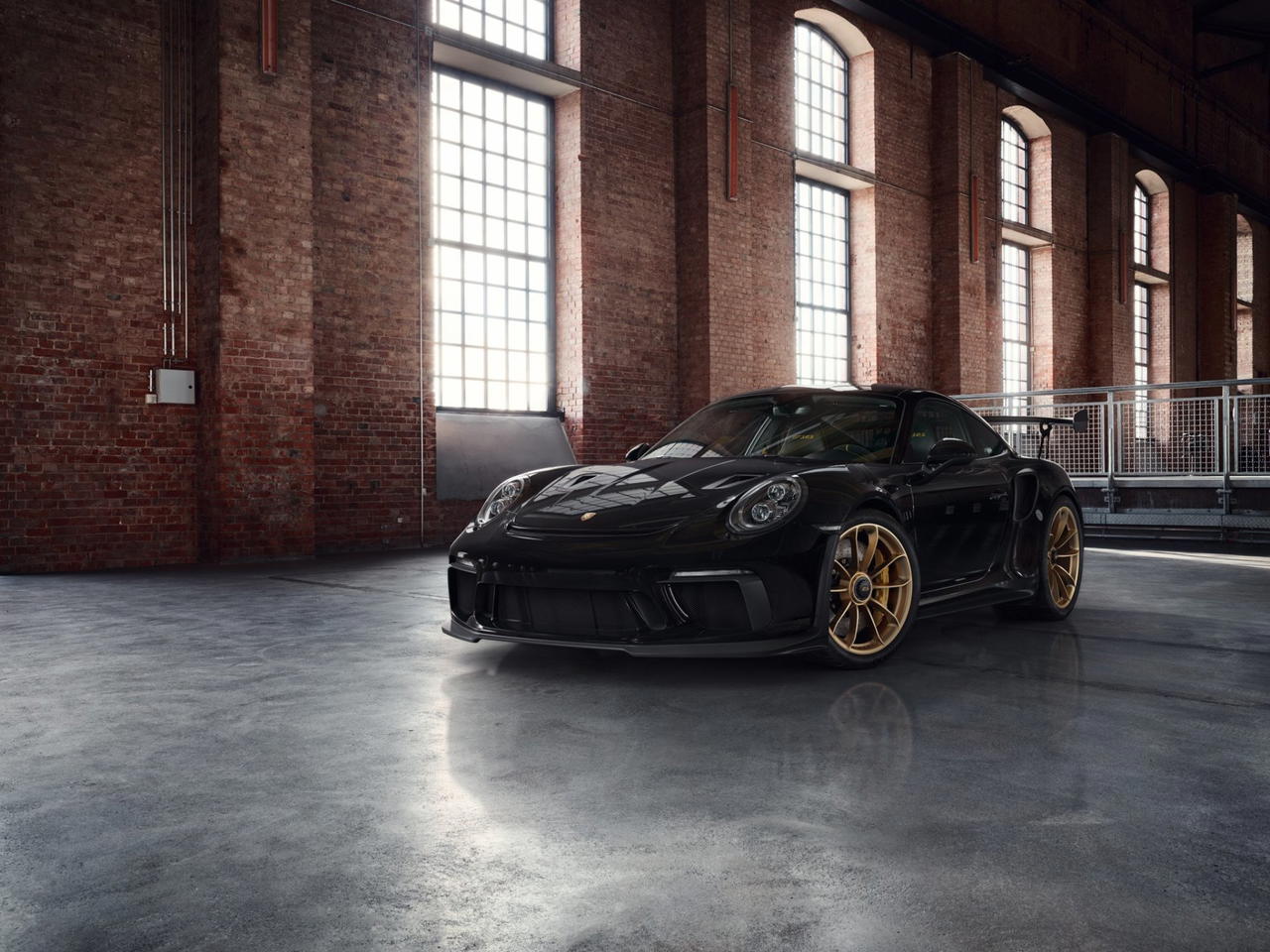 Porsche 911 Gt3 Rs Negro Llantas Doradas 4 Porsche 911 Gt3 Rs Negro Llantas Doradas 4