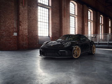 Porsche 911 Gt3 Rs Negro Llantas Doradas 4