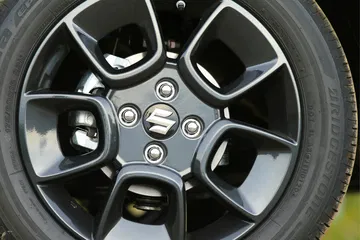 Suzuki Ignis 2020 10