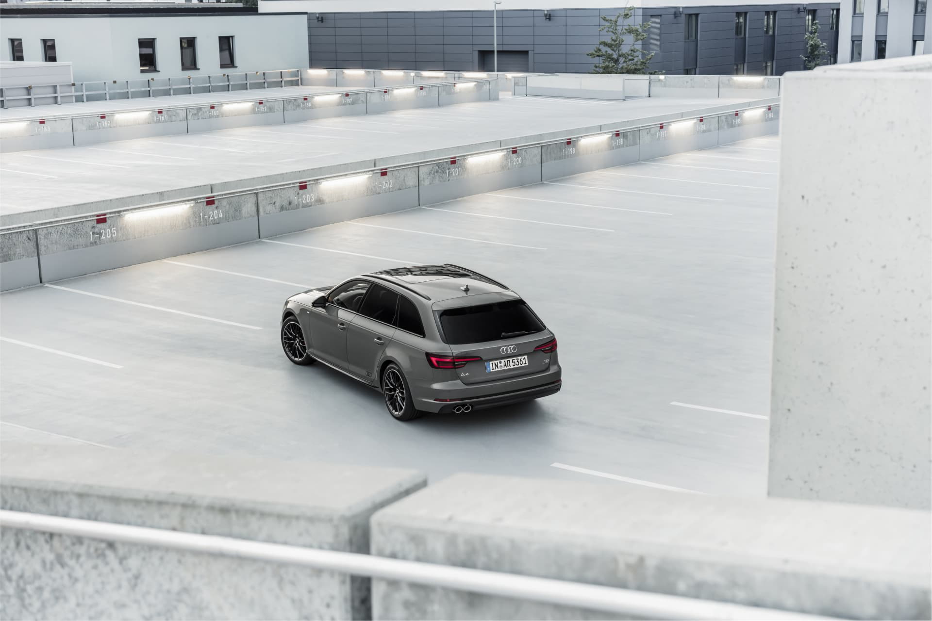 Audi A4 Avant 3.0 Tdi Quattro S Line Black
