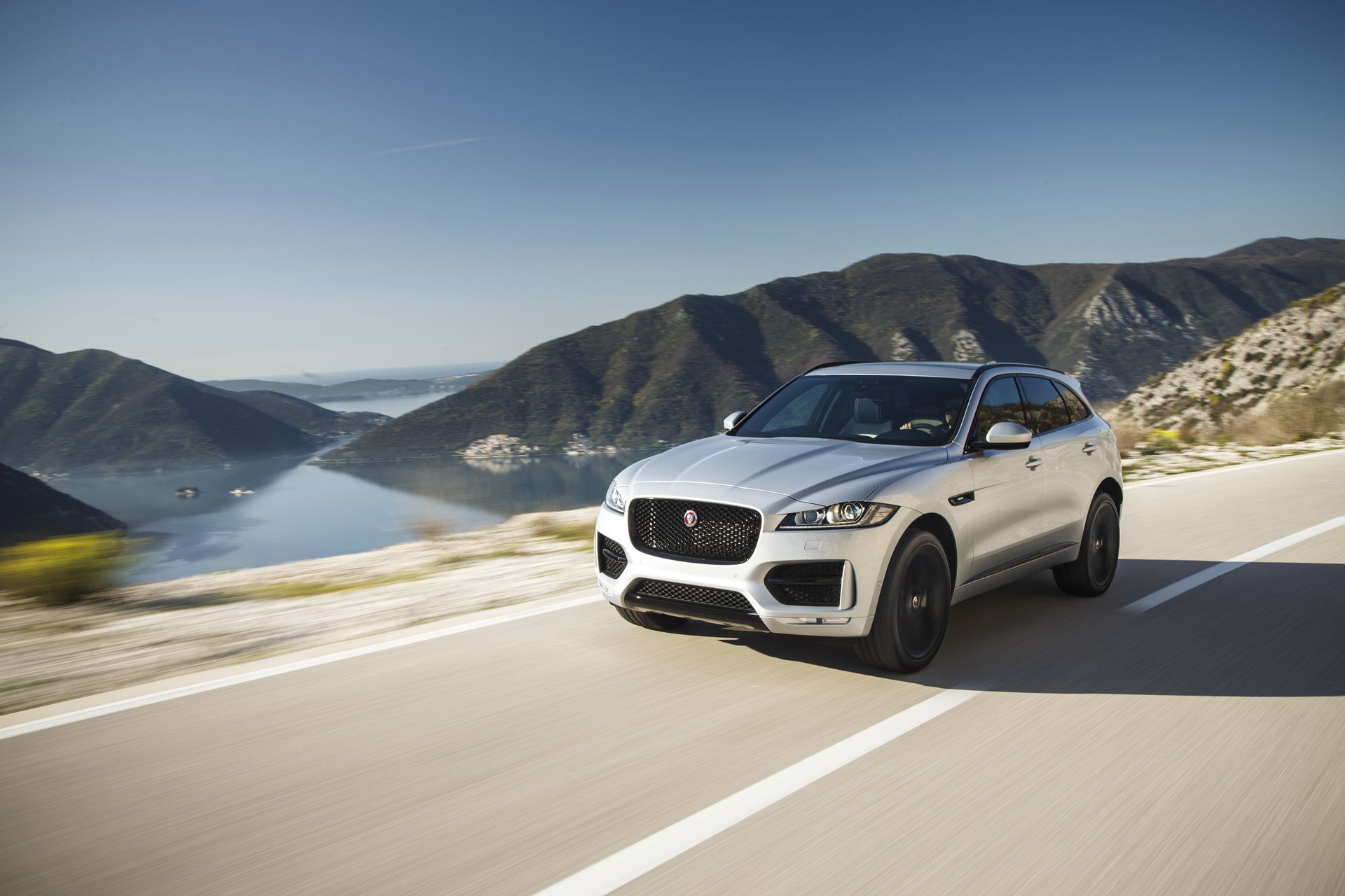 Jaguar F Pace My2019 10