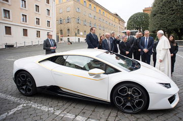 Lamborghini Huracan Subasta Papa 1