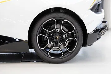 Lamborghini Huracan Subasta Papa 10
