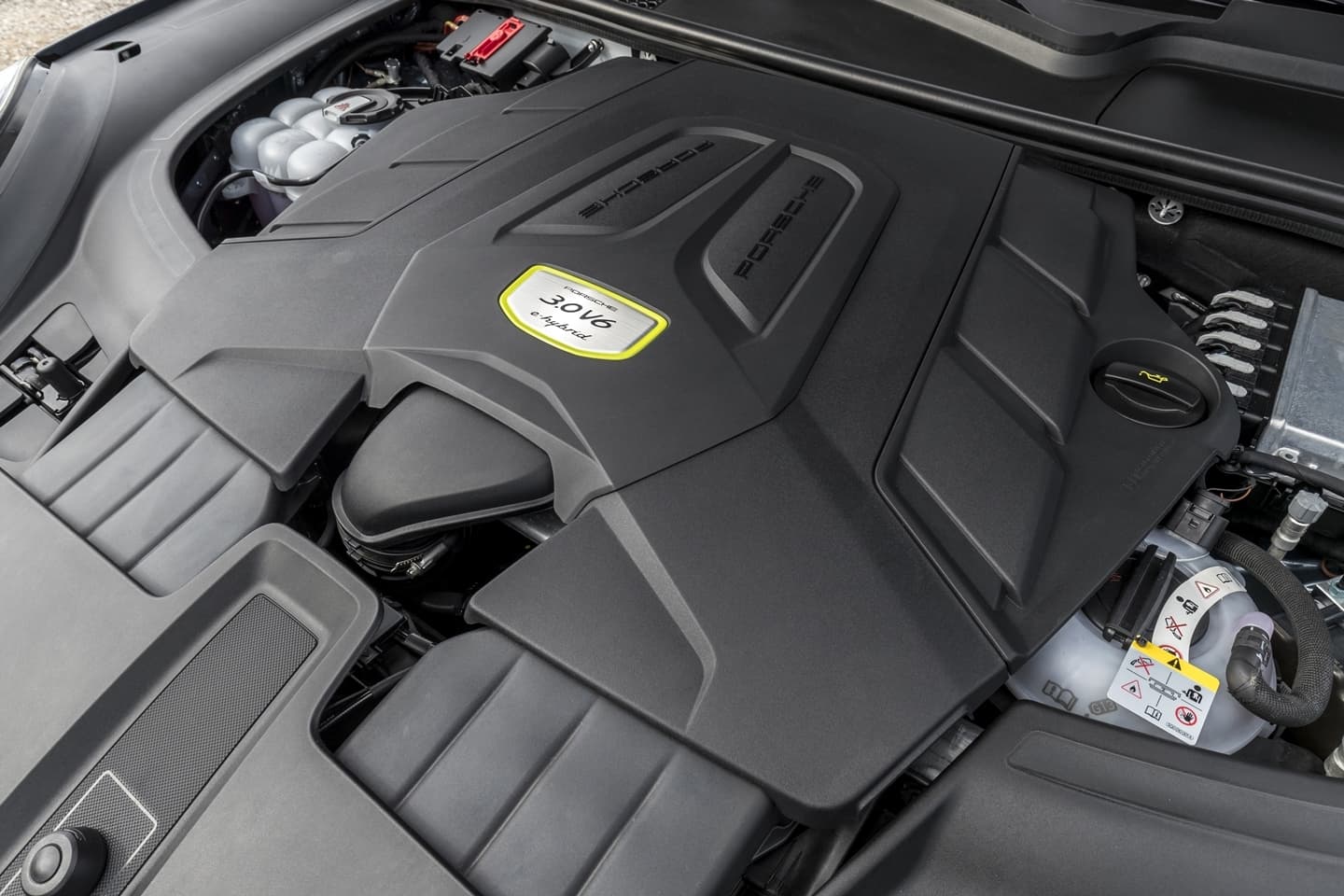 Porsche Cayenne E Hybrid Prueba 0518 001