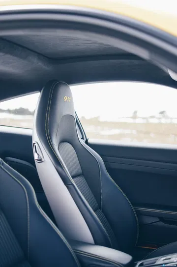 Porsche 911 Carrera 5 17