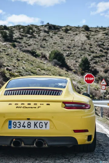Porsche 911 Carrera 5 27