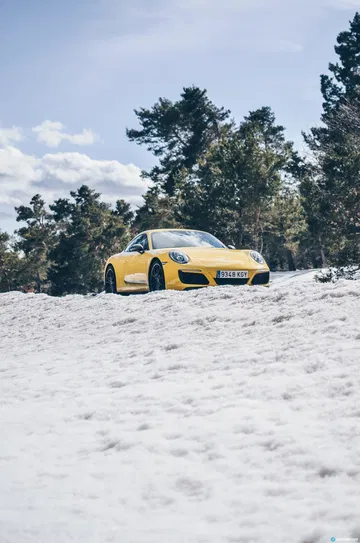Porsche 911 Carrera 5 39