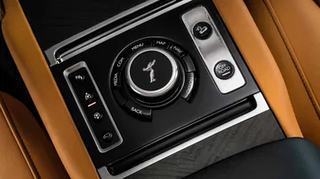 Rolls Royce Cullinan 0518 028