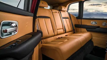 Rolls Royce Cullinan 0518 030