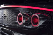 spyker-koenigsegg-motor-coches-v8-07-180x120.jpg