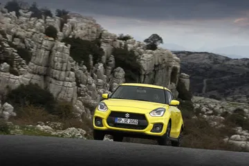 Suzuki Swift Sport Dm 16