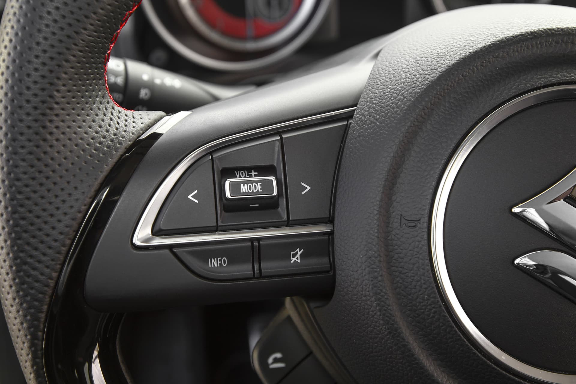Suzuki Swift Sport Dm 54