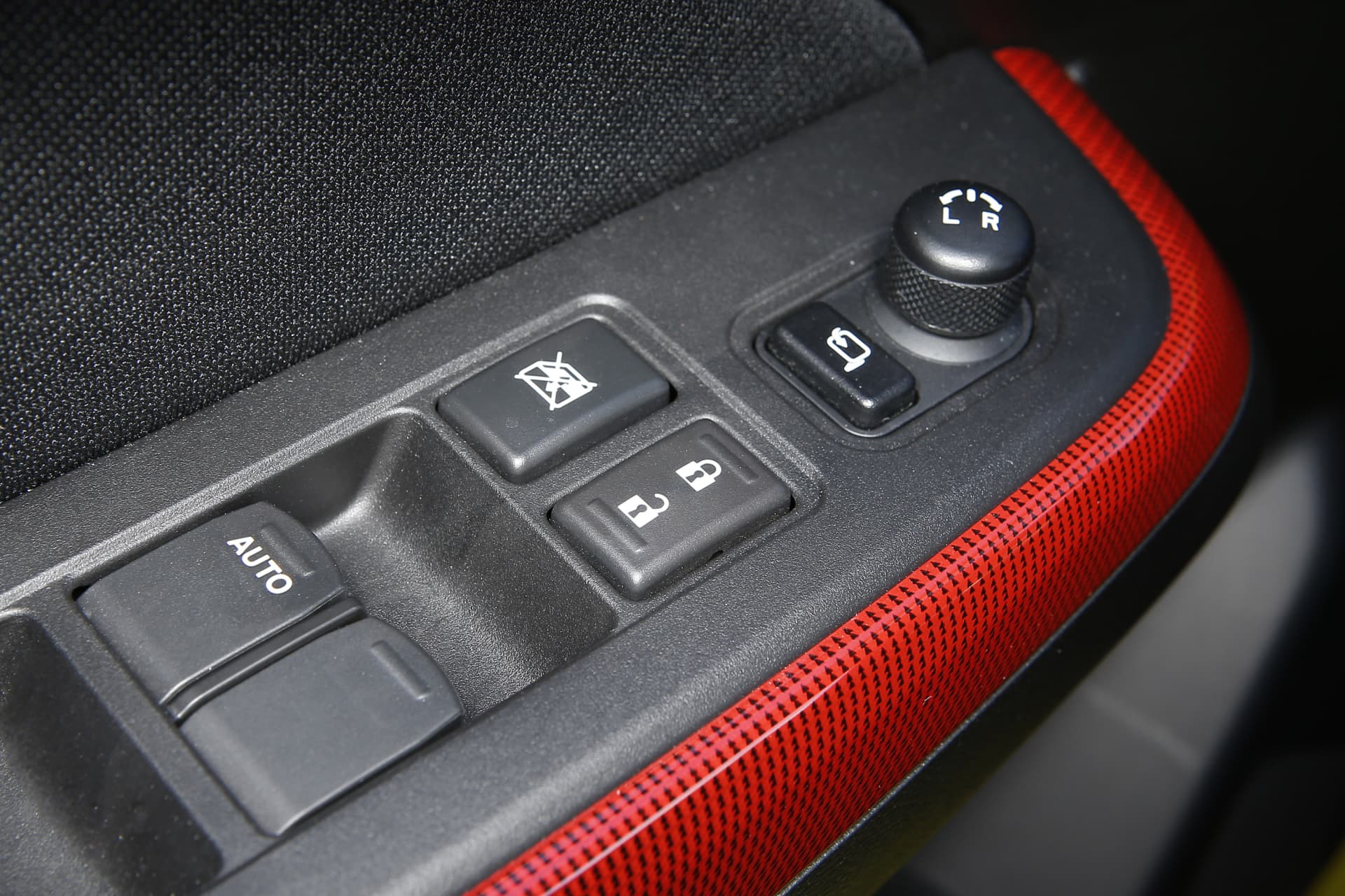 Suzuki Swift Sport Dm 62