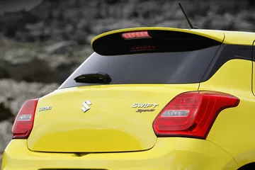 Suzuki Swift Sport Dm 73