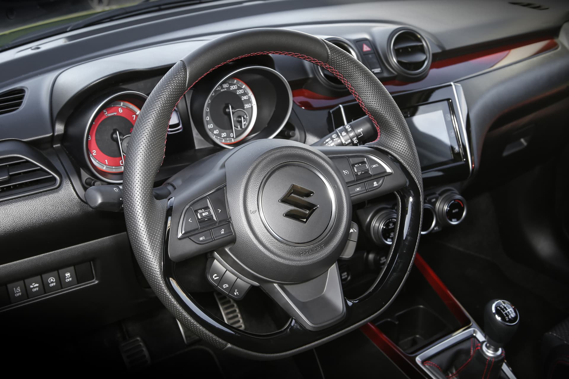 Suzuki Swift Sport Dm 81