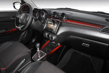 Suzuki Swift Sport Dm 83