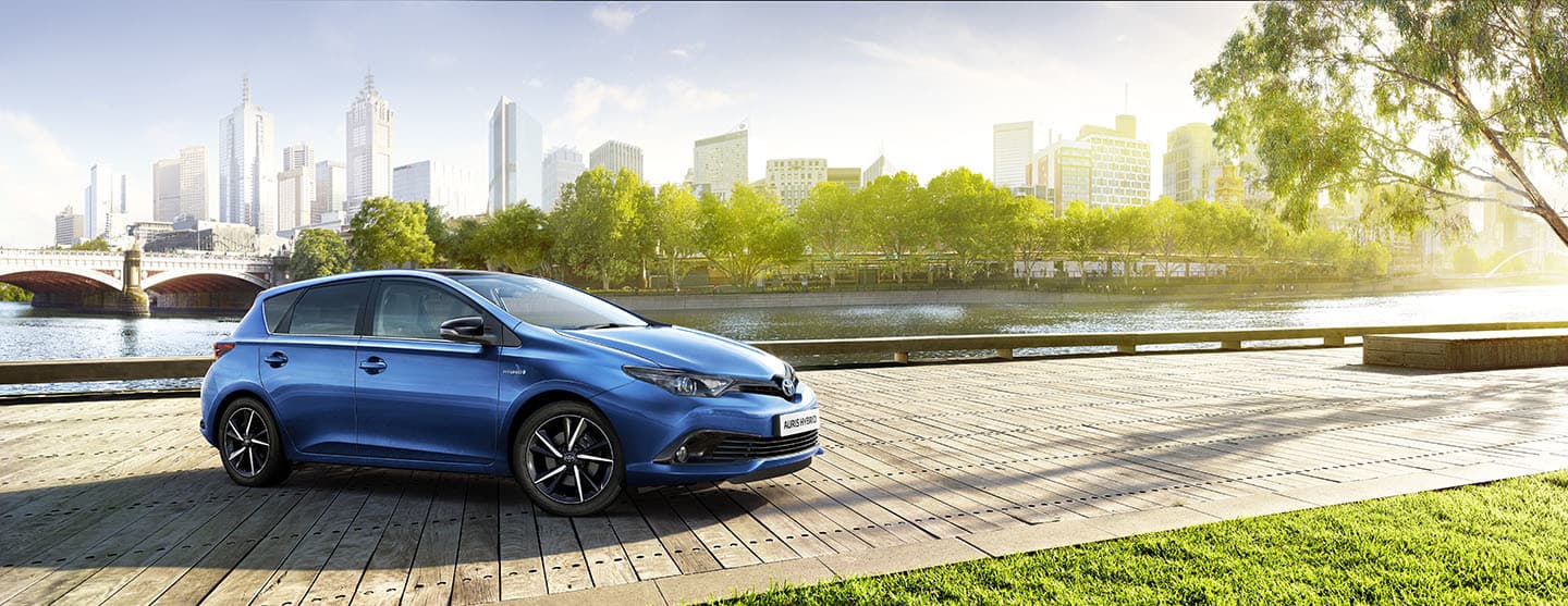 Toyota Auris 2018 04
