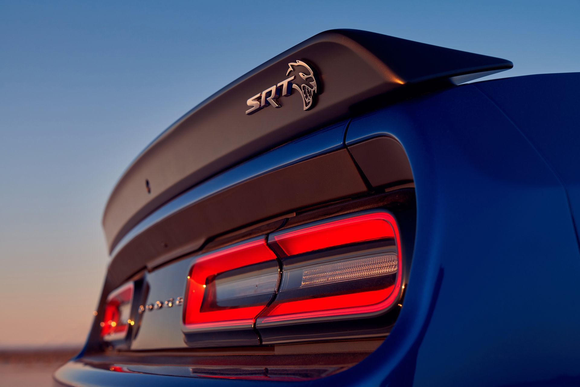 Srt Spoiler On 2019 Dodge Challenger Srt Hellcat Widebody