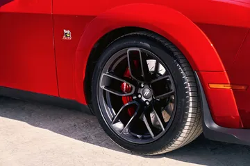 392 Scat Pack Bee Fender Badges Face Forward On The 2019 Dodge C