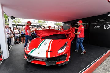 Ferrari 488 Pista Piloti Ferrari 01