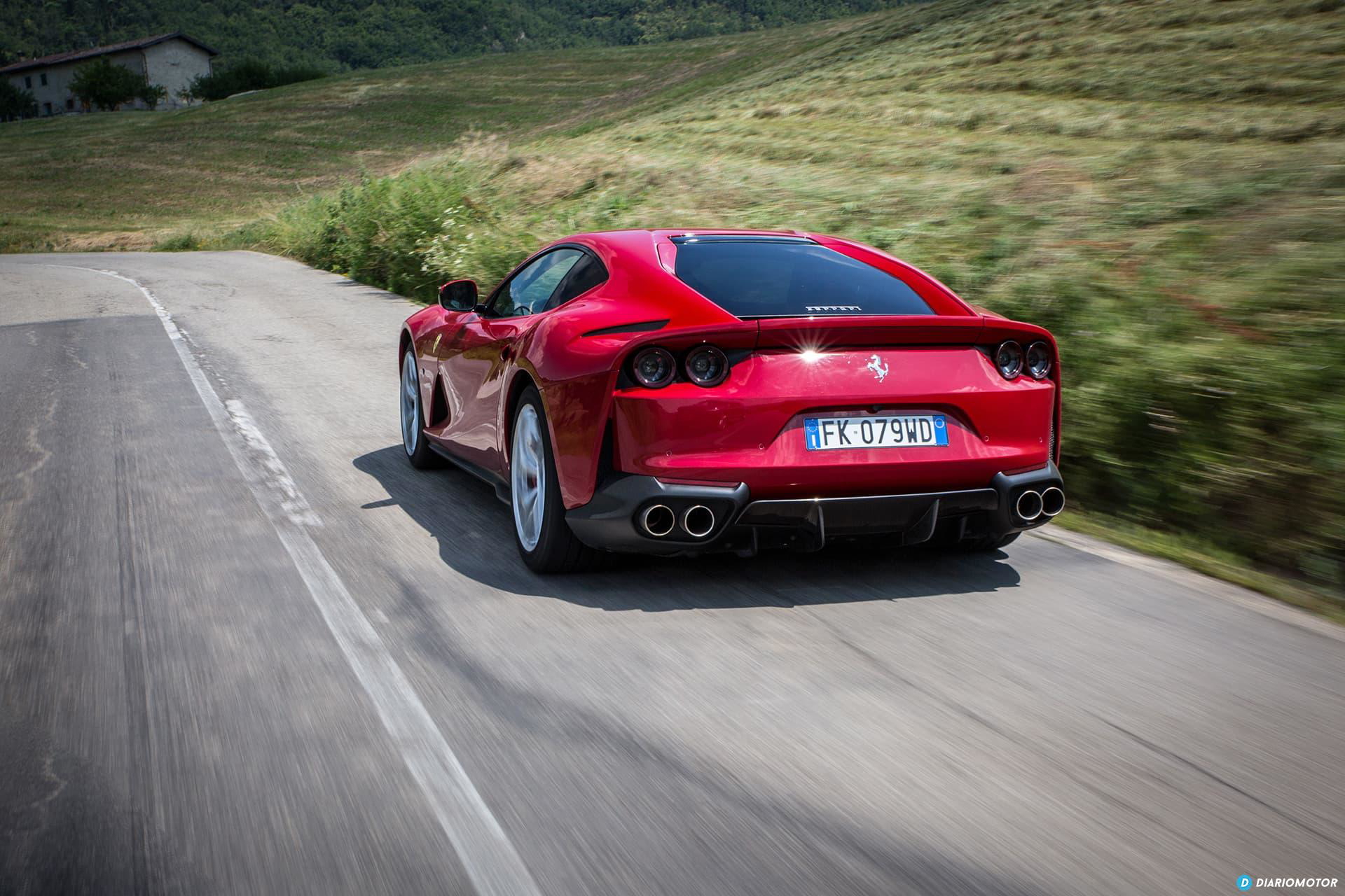 Ferrari 812 Superfast Exterior 00010