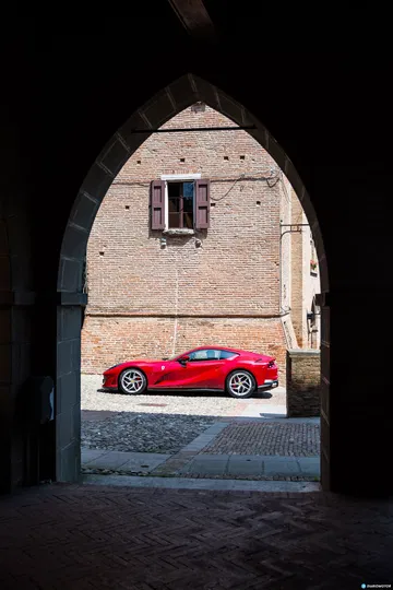 Ferrari 812 Superfast Exterior 00025