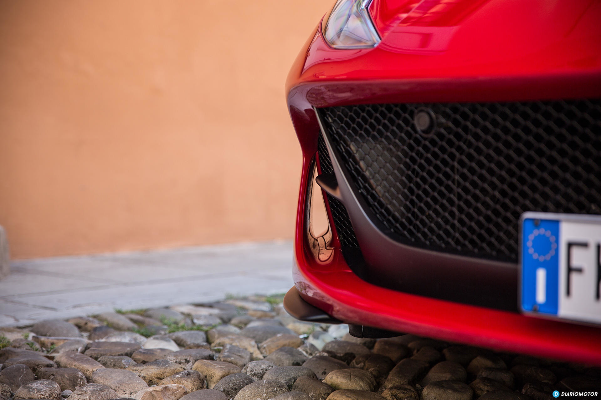 Ferrari 812 Superfast Exterior 00034
