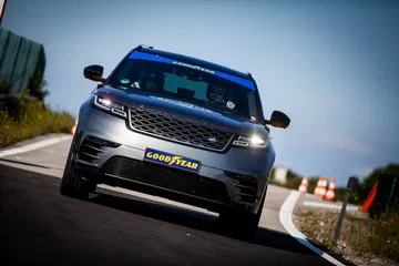 Goodyear Neumatico Asymmetric 3 Suv 0618 016