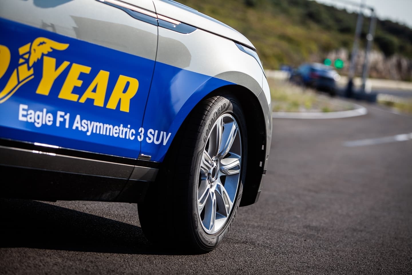 Goodyear Neumatico Asymmetric 3 Suv 0618 020
