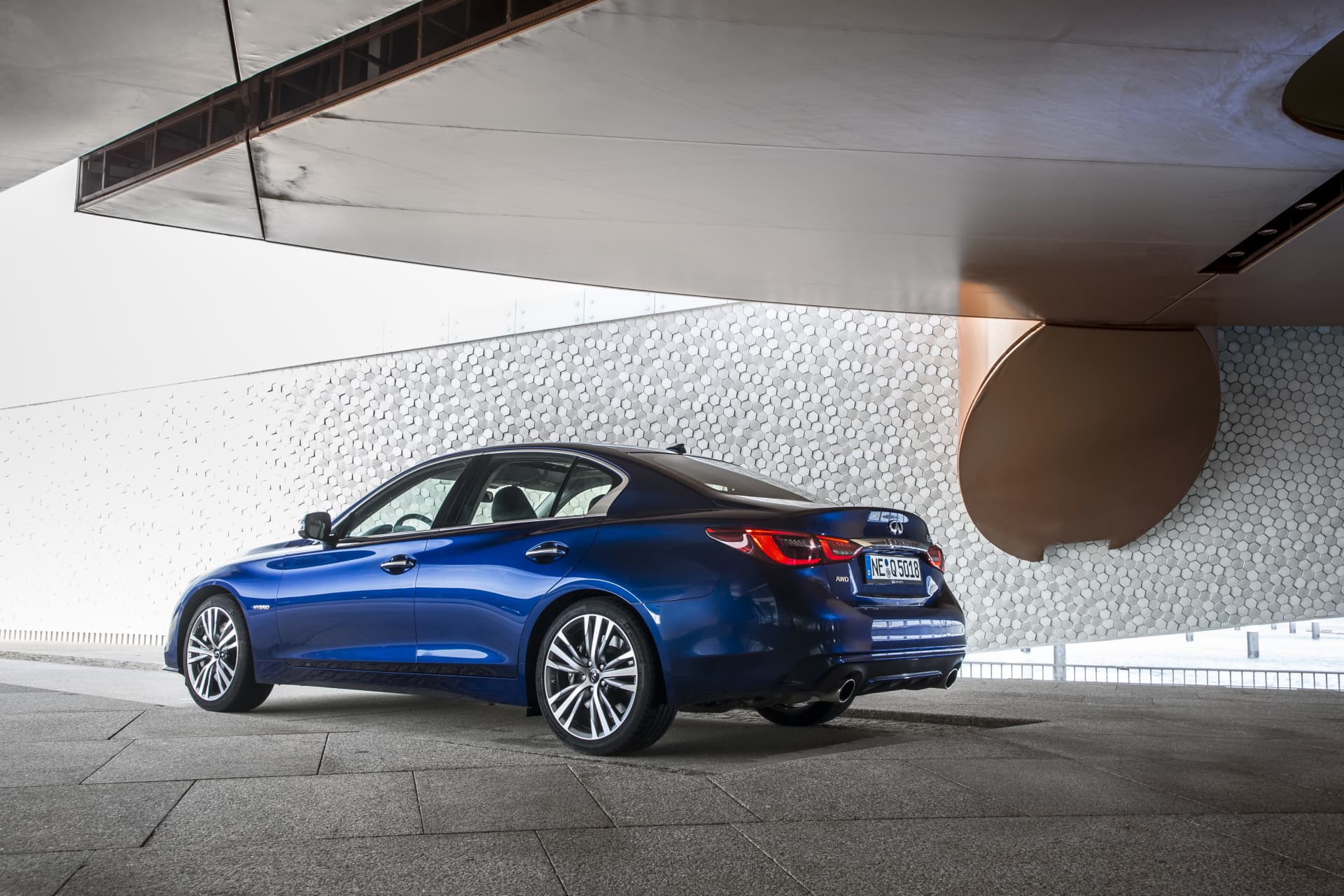 Infiniti Q50 Hibrido 13