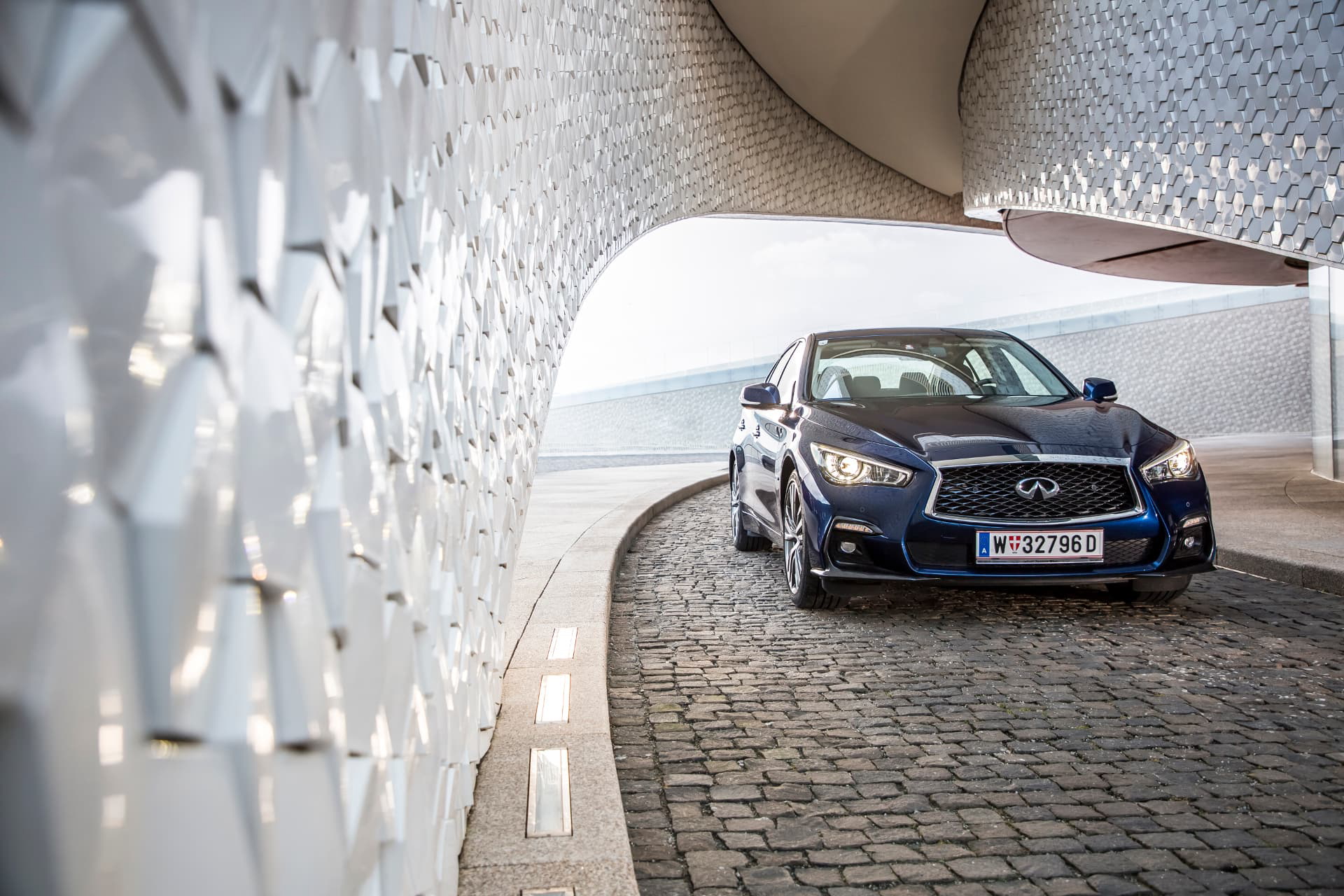 Infiniti Q50 Hibrido 19
