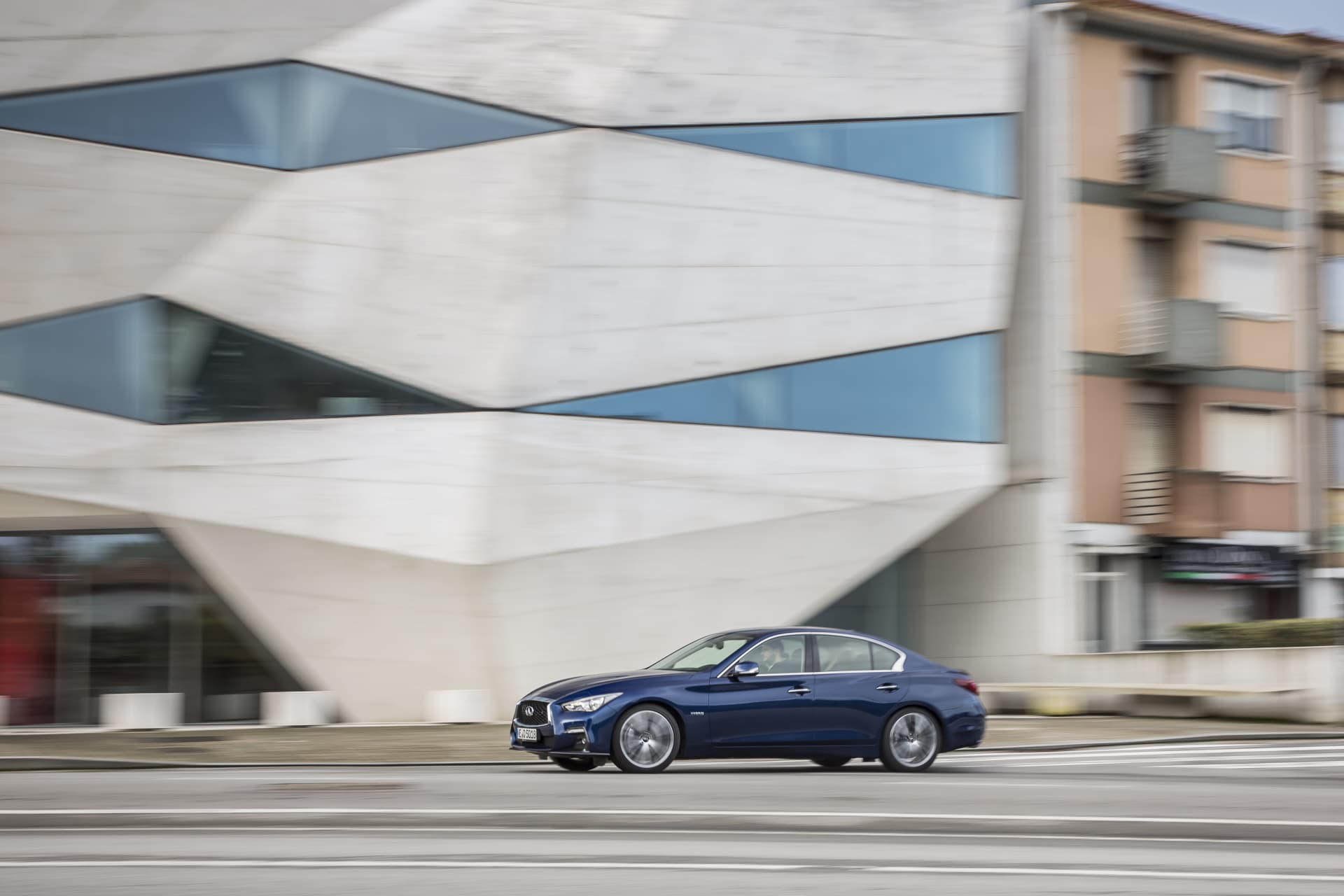 Infiniti Q50 Hibrido 4