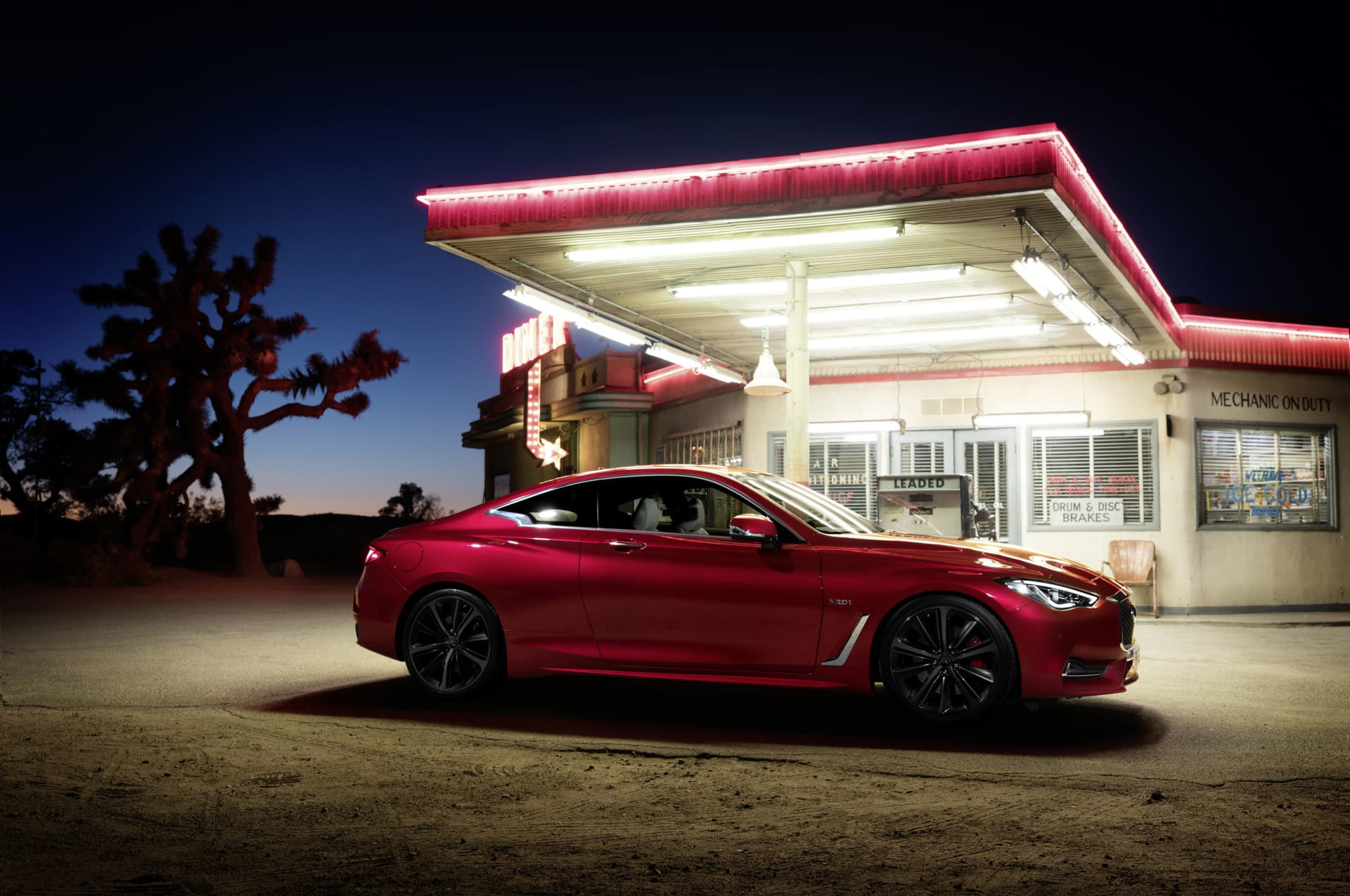 Infiniti Q60 11