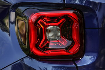 Jeep Renegade 2019 01