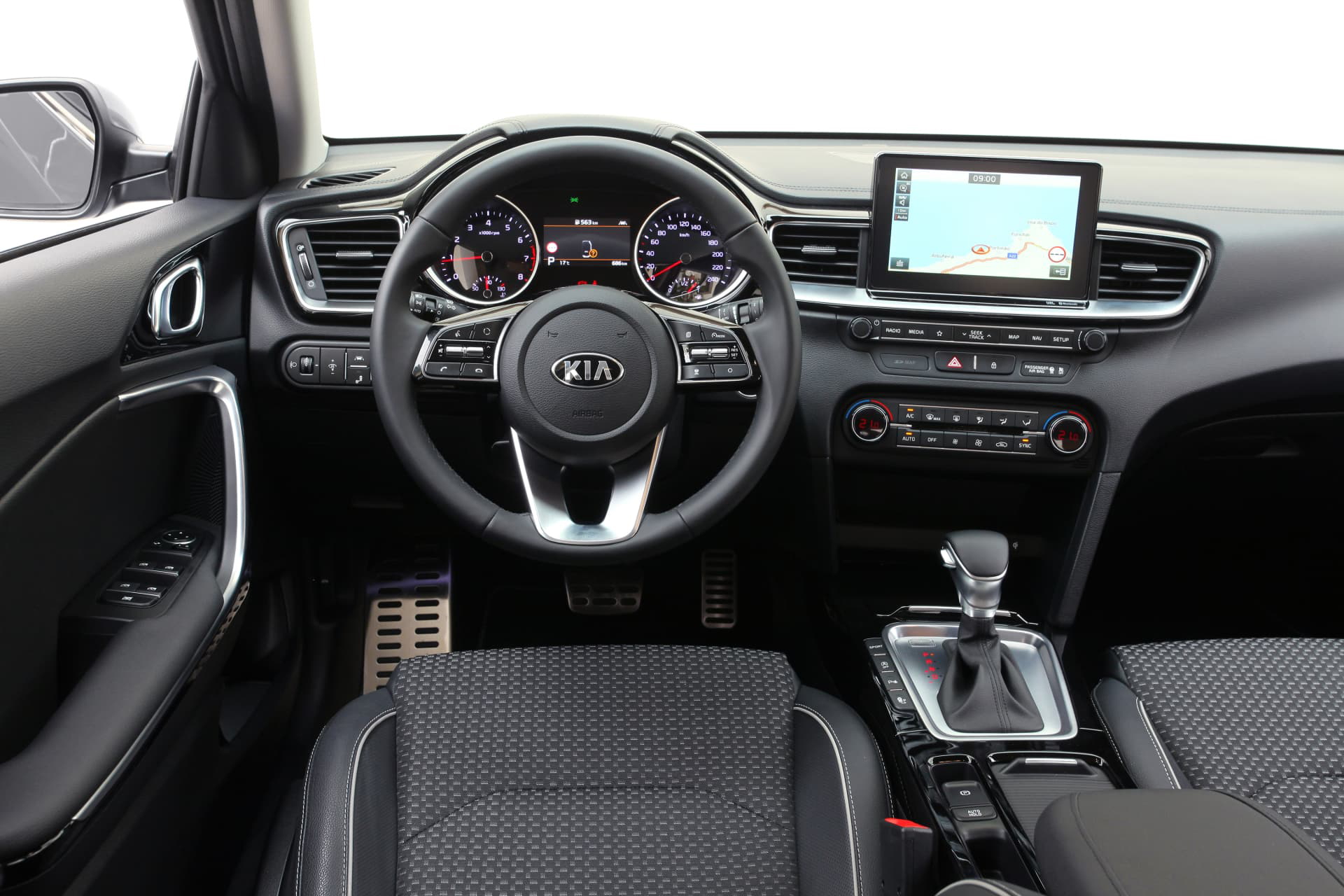 Kia Ceed 1 0 T Gdi 6 Mt Transmission 120hp Lunar Silver 25