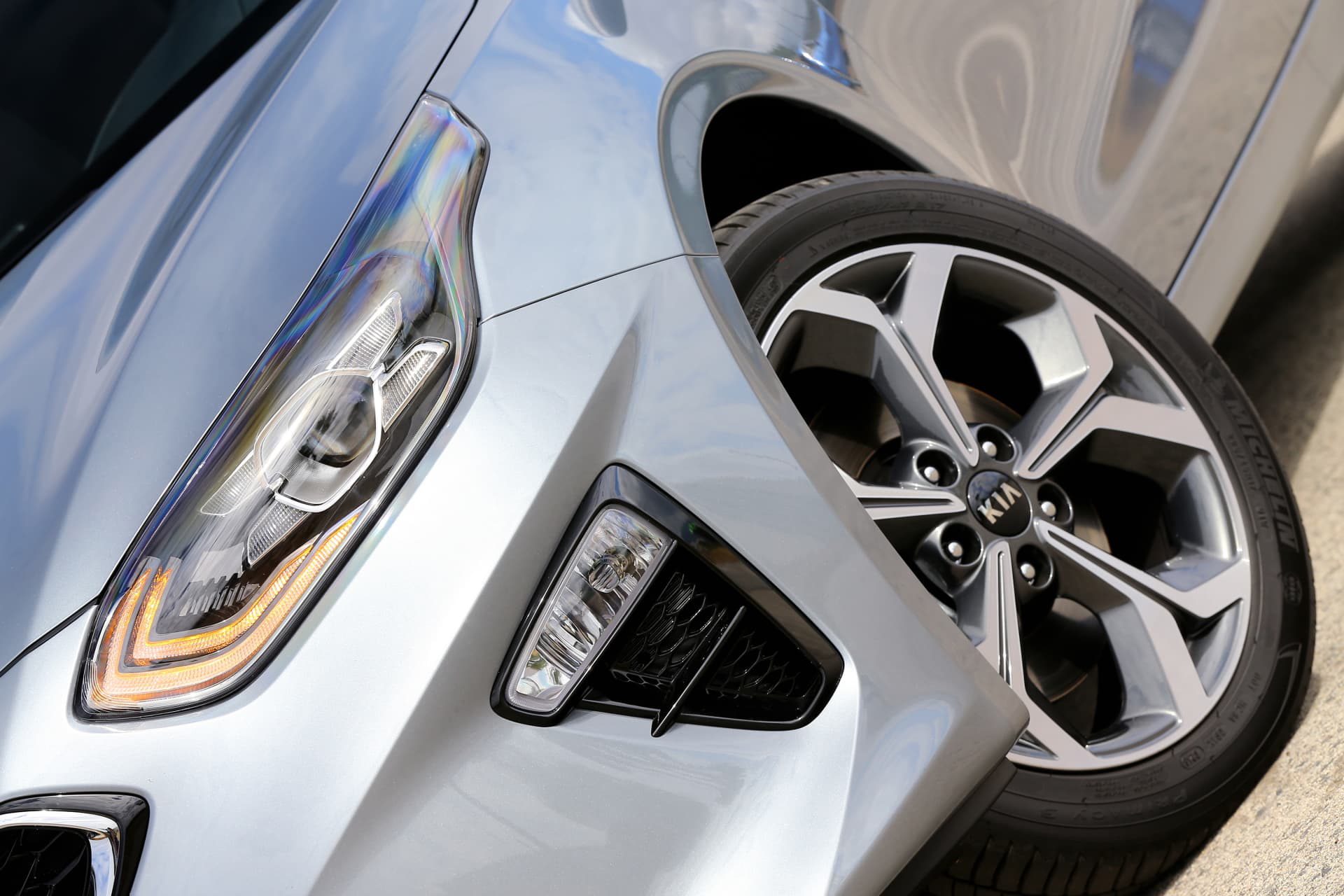 Kia Ceed 1 0 T Gdi 6 Mt Transmission 120hp Lunar Silver 30
