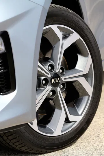 Kia Ceed 1 0 T Gdi 6 Mt Transmission 120hp Lunar Silver 31