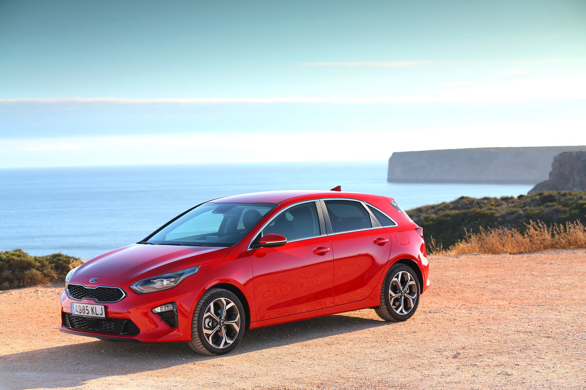 Kia Ceed 1 4 T Gdi 7 Dct Transmission 140hp Track Red 03